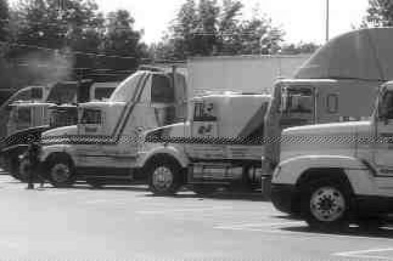 NO-REST STOP: Overcrowding has become a problem at U.S. rest stops, as facilities have failed to keep pace with growth in the trucking industry.