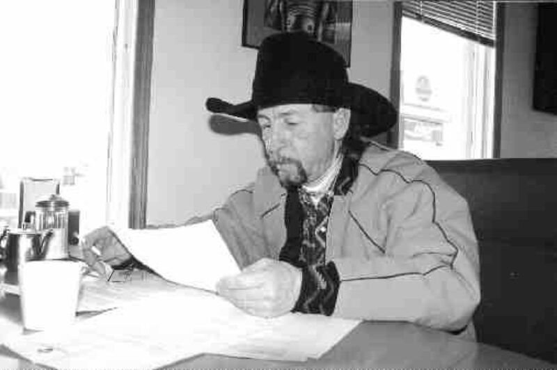 BAD NEWS: American trucker James Bauman ponders a letter from the Teamsters that aims to keep him off Canadian highways.(Photo by John Curran)