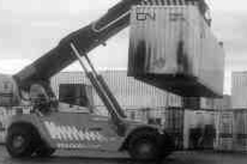 ALL FOR NOT: O/Os with six carriers haven't seen dime-one of the surcharge.