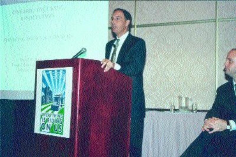 STAY OUT OF THE COURTS: David Duke, defense litigator with Young Moore and Henderson P.A. of Raleigh, N.C, talks to an intrigued crowd at the OTA convention in Toronto in November.Photo by Katy de Vries