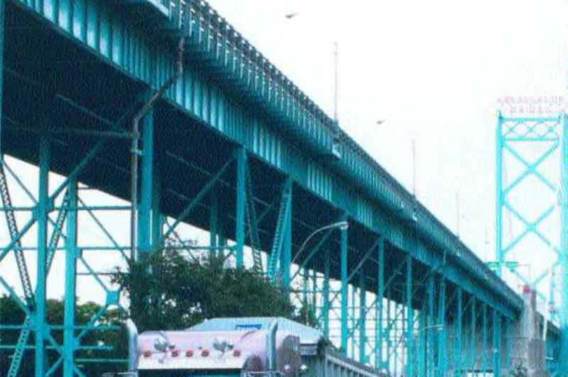 GOOD TO GO: Rumors that landed-immigrant drivers would need visas to cross the Windsor-Detroit border by Feb. 1 had some carriers worried about their fleets grinding to a halt.