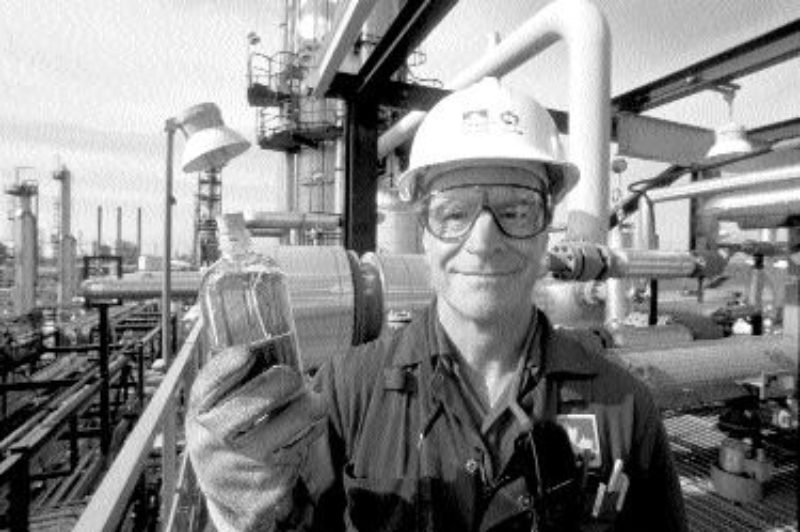 HIGH-PURITY: PetroCanada is one of several providers of synthetic lubricants in the trucking industry.