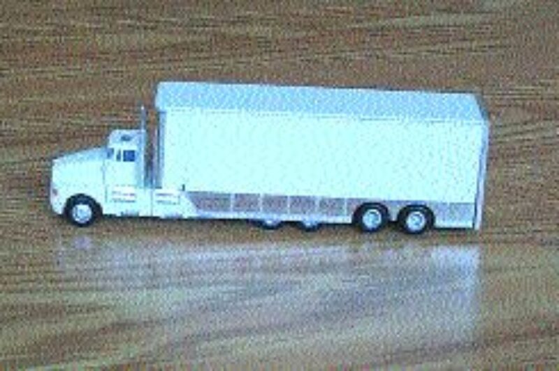 SAFETY: Fender skirts help prevent splash and spray. Jack-knifing is also addressed by D-train configurations, according to Curry.Photo by Katy de Vries