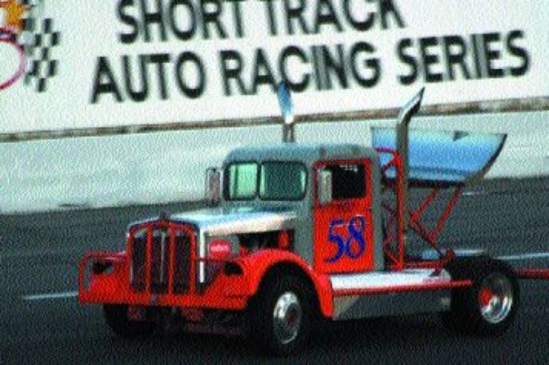 CHAMP: Darren Berdahl's '58 Kenworth finished atop the field this year.