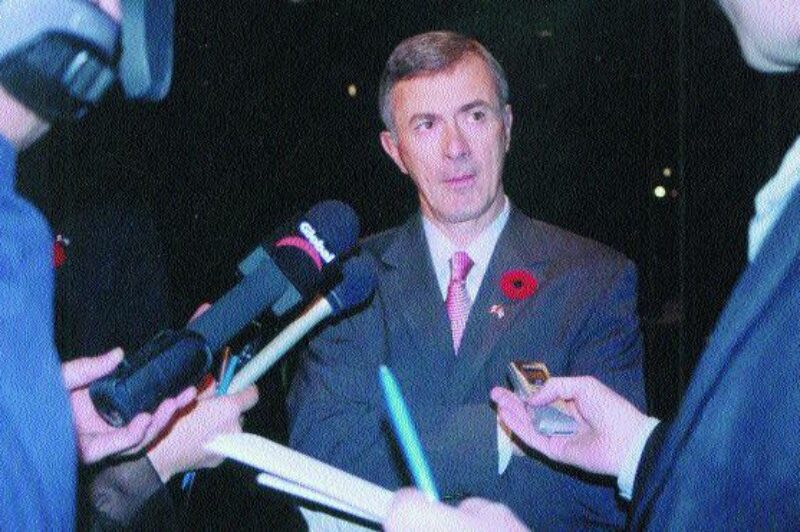 HOT SEAT: U.S. Ambassador Paul Cellucci is questioned by the media following his presentation at the recent Ontario Trucking Association annual convention in Toronto. Cellucci insisted Customs will do whatever it can to avoid back ups for truckers and to maintain the flow of goods and people across the border.Photo by Ingrid Phaneuf