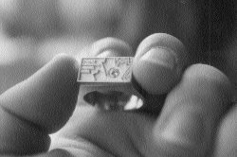 O/O OF THE YEAR TIME: Truck News is once again searching for qualified candidates to be the 2005 Owner/Operator of the Year. Could it be you or someone you know?