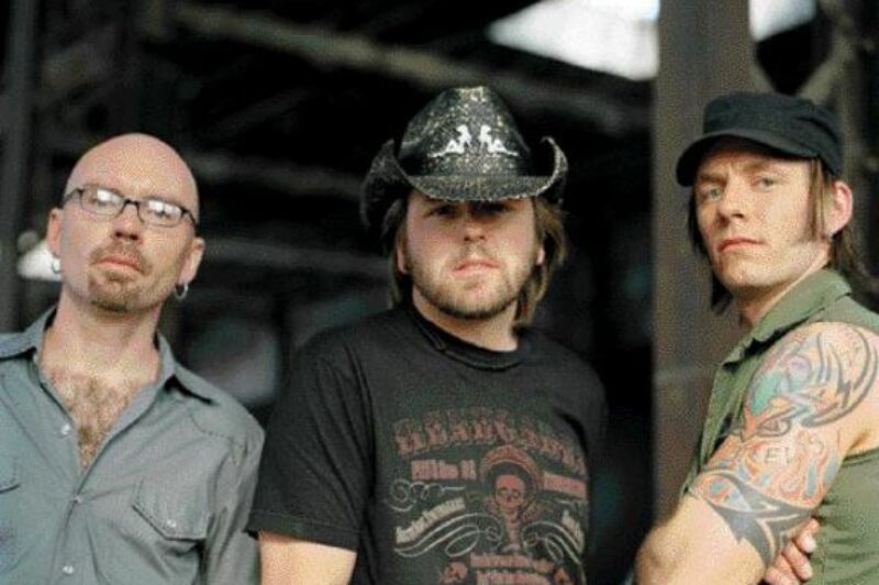 ROAD TUNES: The Road Hammers have resurrected some classic trucker tunes, while adding some of their own to the mix.