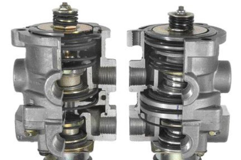 CAN YOU SPOT THE DIFFERENCE? The brake valve on the left is a genuine Bendix part while the knock-off has noticeably thinner walls.