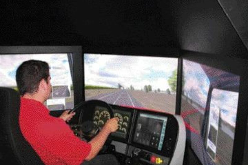 HANDS-ON: Truck News editor James Menzies tries his hand at DriveWise's L3 MPRI simulator.