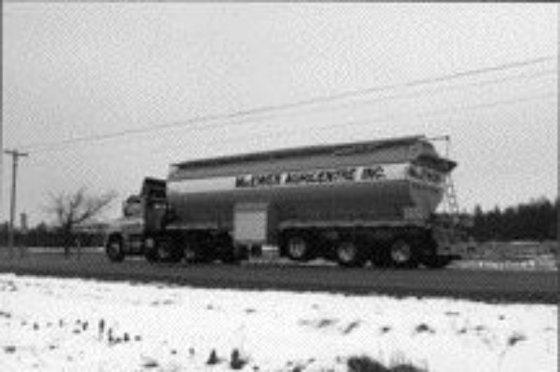 NEED A LIFT?: Western provinces are open-minded about lift axles, but encourage harmonization.