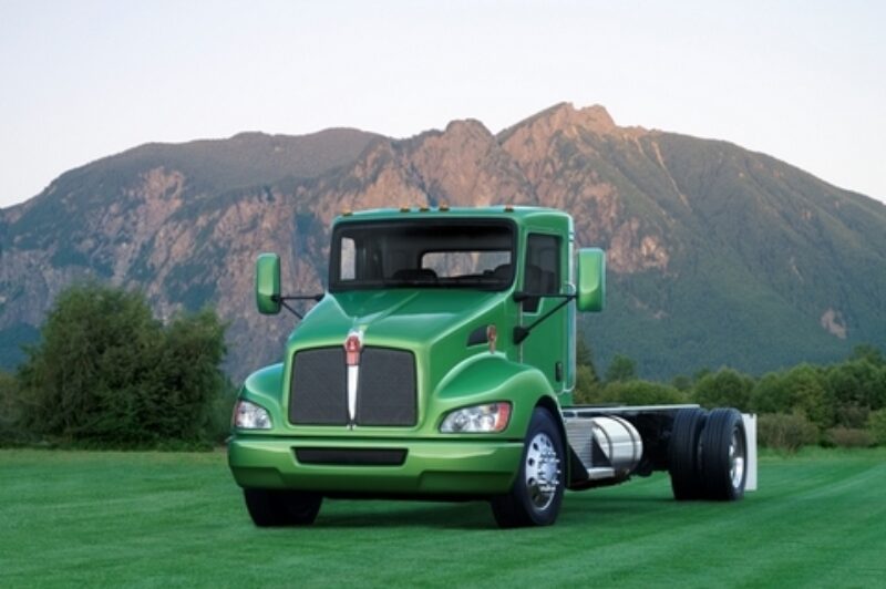 Kenworth is extending is popular rebate program through 2008.