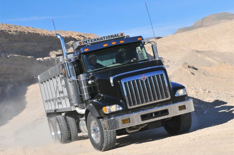 The International 5900i SBA is designed to improve driver comfort and maneuverability while tackling tough severe-service jobs.