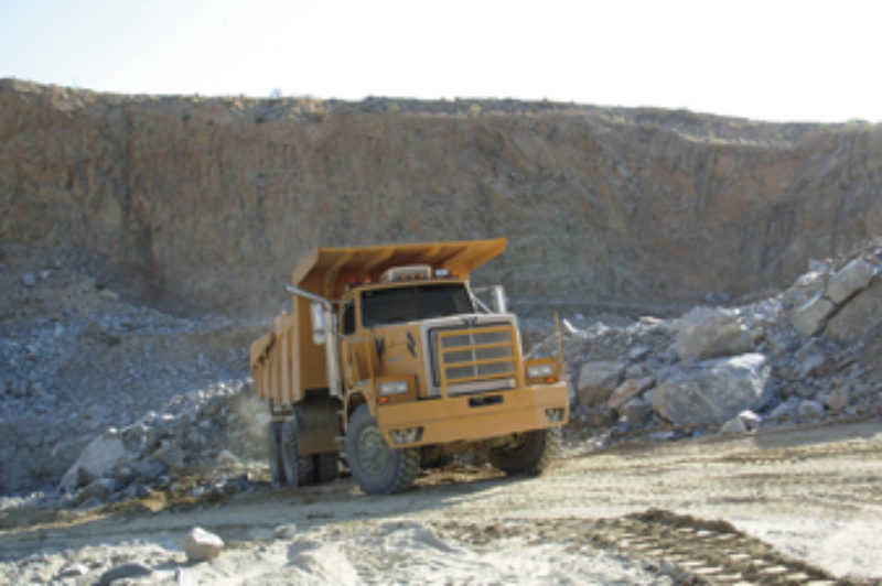 Western Star's partnership with J&J allows for improved fuel economy in heavy-duty mining applications, the companies announced.