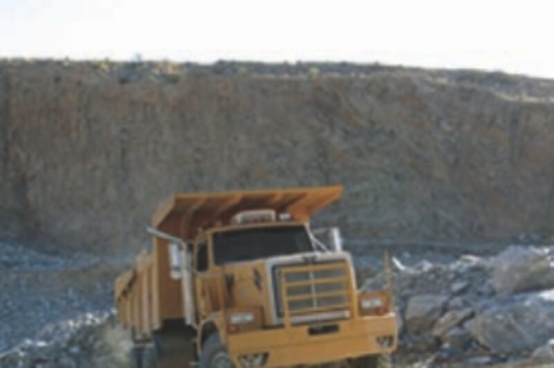 Western Star, J&J Truck Bodies offer severe-service body article image