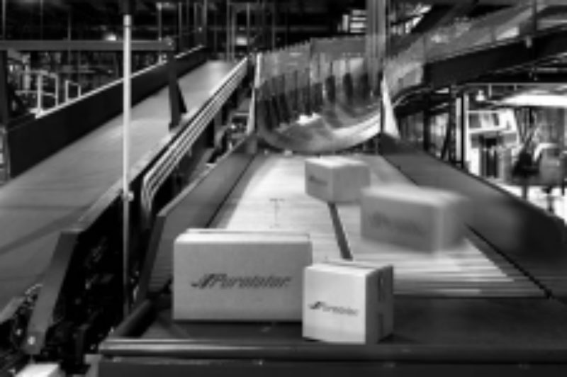 NEW DEAL: Purolator Courier doesn't have to worry about parking its trucks due to a labour dispute. It has signed a new deal with its union.