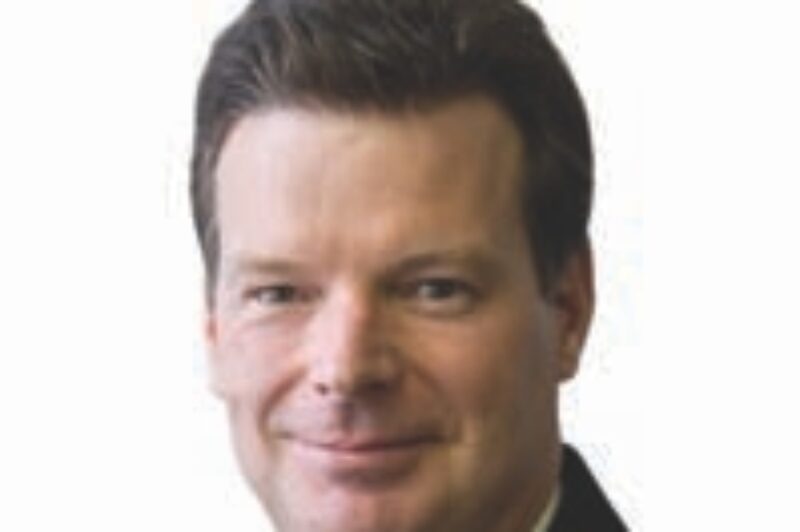 Liberal Green Shift carbon tax plan doesn't fly article image