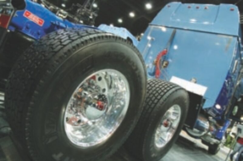 Michelin makes the case for wide-base singles article image