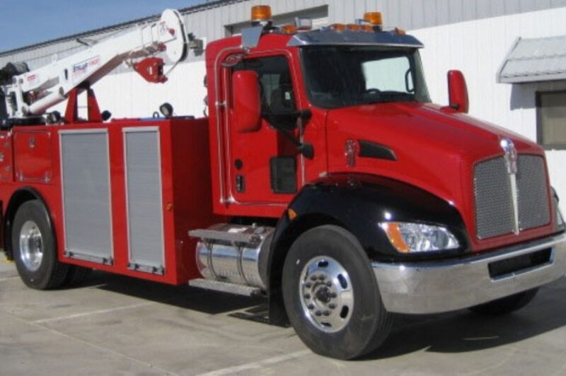 The hybrid T270 is ideal as a field service truck on job sites, Kenworth announced.