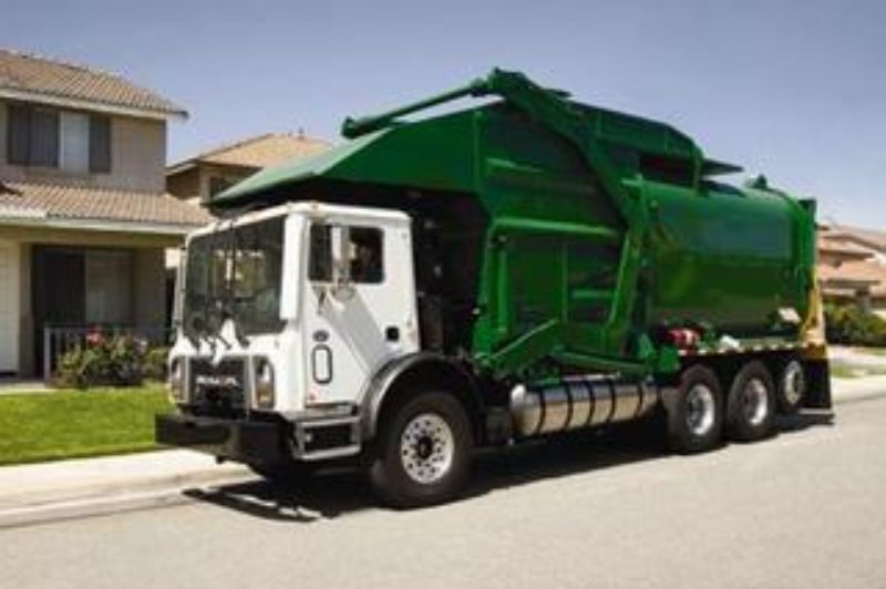 Mack now offers refuse trucks with the Cummins Westport engine powered by compressed or liquefied natural gas.