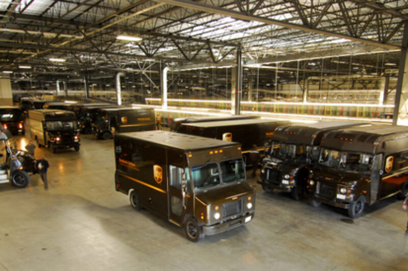 UPS staff, government officials, media and other guests decended upon Vaughan, Ont. this morning, to celebrate the grand opening of the courier's new $72 million distribution centre expansion.