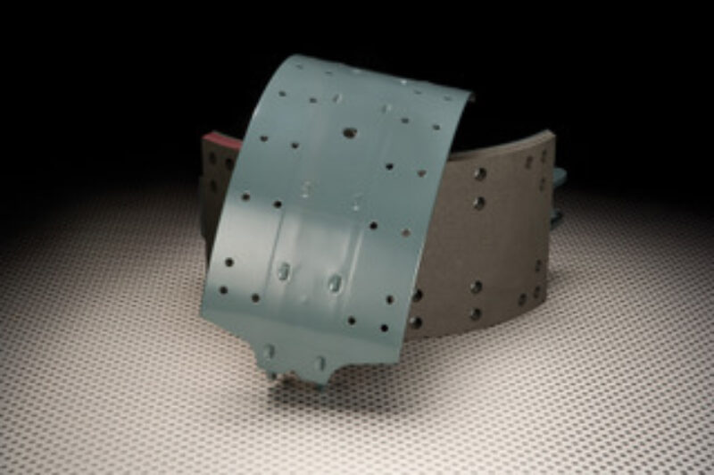 ArvinMeritor's PlatinumShield brake shoes resist rust-jacking, solving a long-running problem for maintenance managers and O/Os.