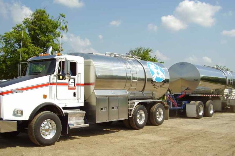 Stotesbury Transfer is one of the first Canadian fleets to buy the new Paccar MX engine.