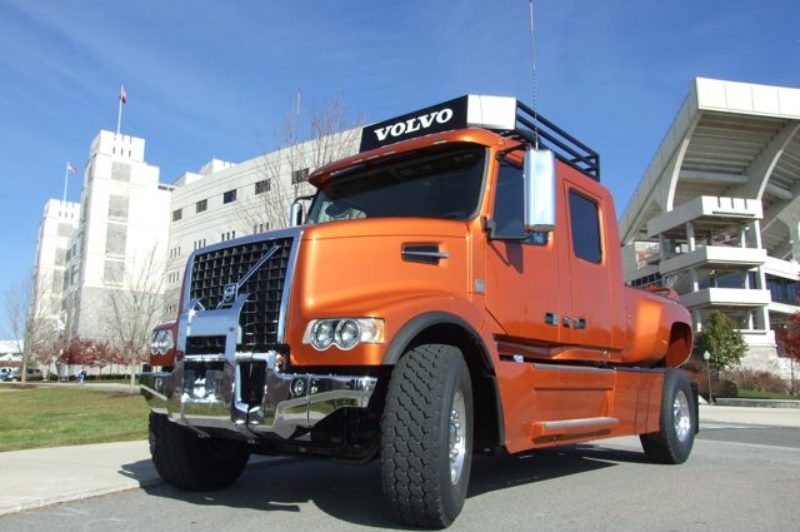 This Volvo VHD has been customized to provide a pick-up truck ride and appearance.