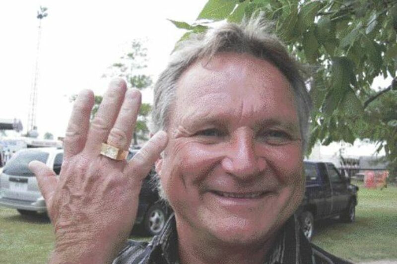 Herbie Walker, winner of Truck News' 12th Owner/Operator of the Year Award in 2005, died suddenly Dec. 28.