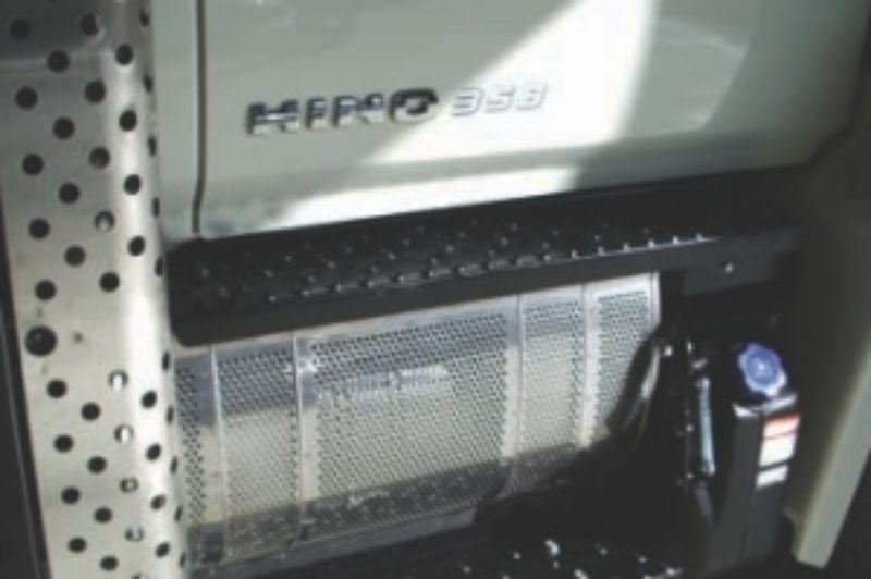 SCR: Hino designed its own SCR system, which is packaged neatly underneath the passenger side step.