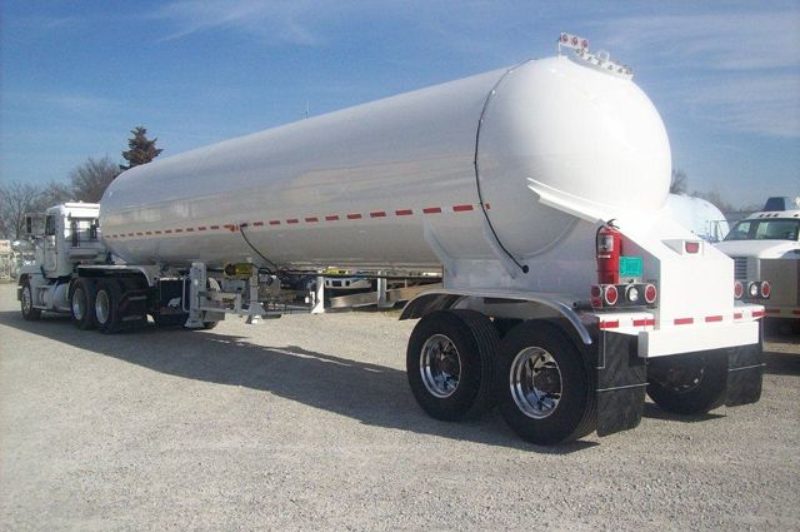 Polar's new propane tanker trailer.
