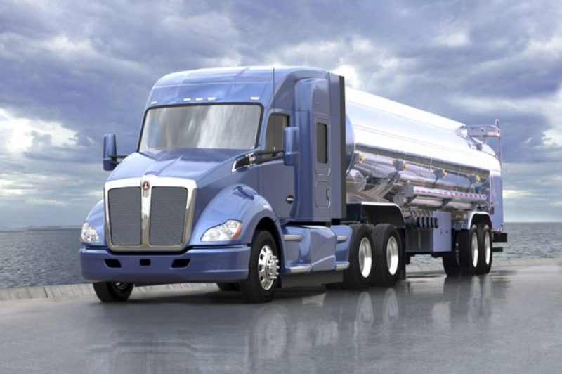 The Kenworth T680 with mid-roof sleeper.