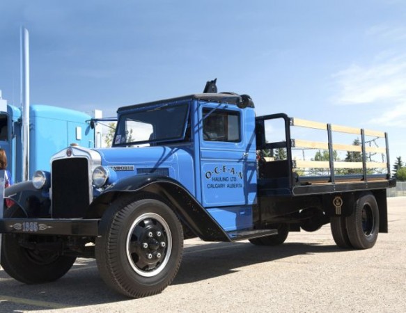 Gord Cooper's restored 1935 Kenworth Model 89.