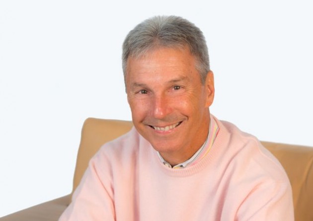 DTNA sr. v.p. of sales and marketing, Mark Lampert, announced he is retiring in April.