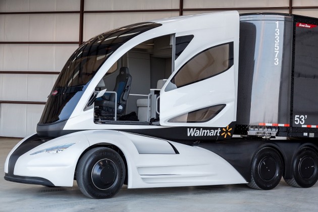 The WAVE's cab has a full sleeper, a customizable electronic dash and a centred seating position.