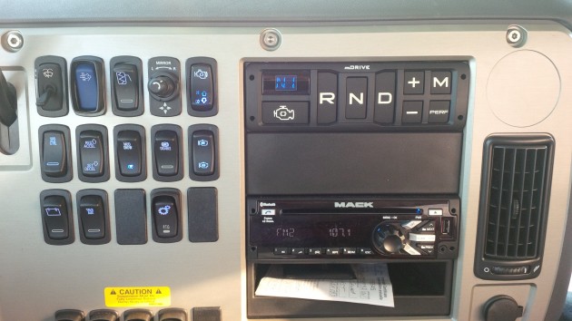 mack mDrive console alternate text for this image