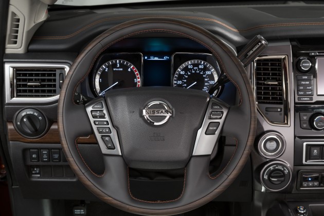 2016 Nissan TITAN XD alternate text for this image