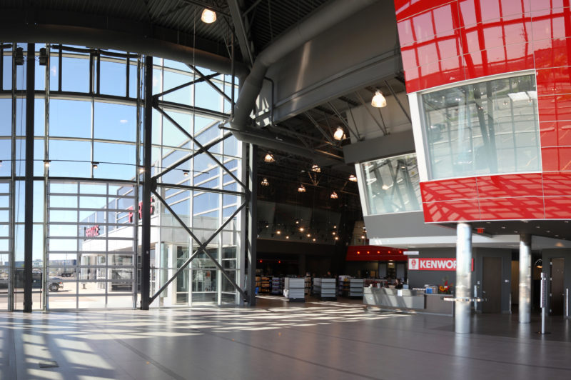 Edmonton Kenworth opens new full-service facility in Leduc article image