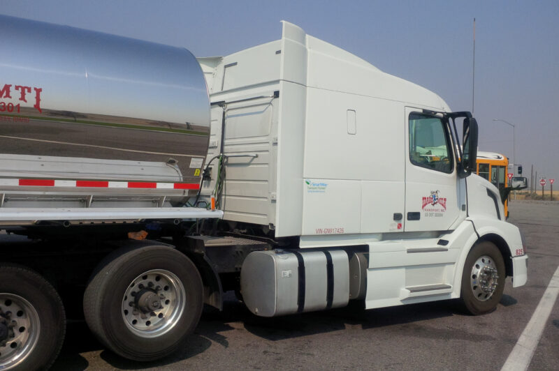 VOLVO’S LATEST 6x2 RAISES THE AXLE - AND THE BAR - FOR FUEL SAVINGS article image