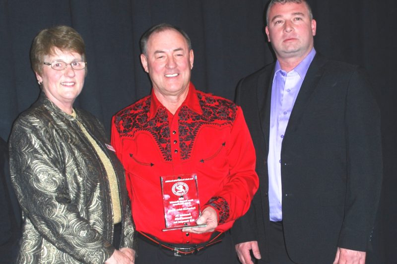 Terry Smith wins 2016 Steve Bennett Memorial Professional Driver of the Year Award article image