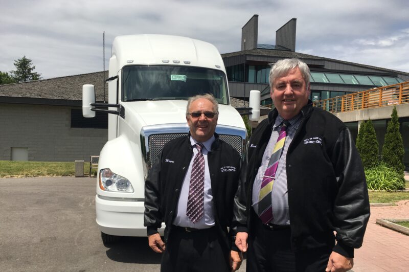 PMTC inducts two new drivers into Hall of Fame article image