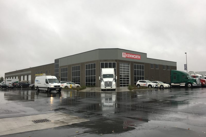 Kenworth Truck Centres hosts grand opening for new Cambridge facility article image