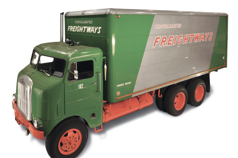 Daimler to celebrate a century of innovation article image