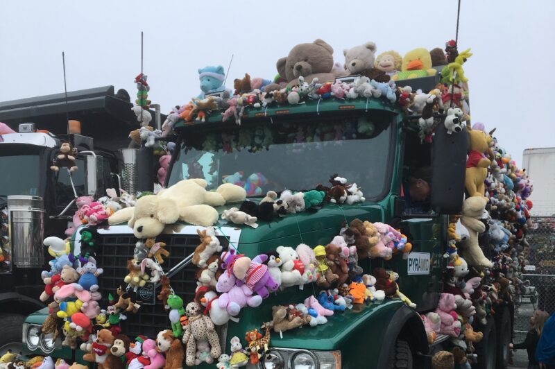 Teddy Bear Convoy raises big bucks for children’s hospital article image