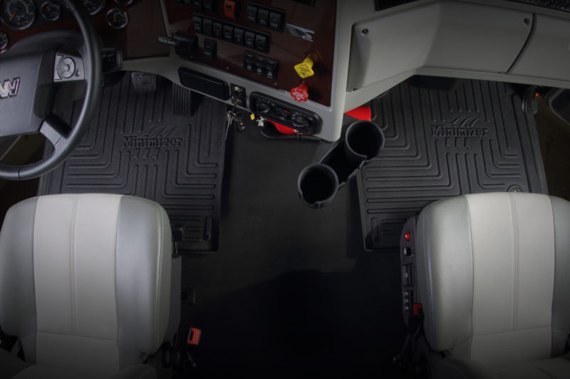Minimizer reveals new Western Star floor mats article image