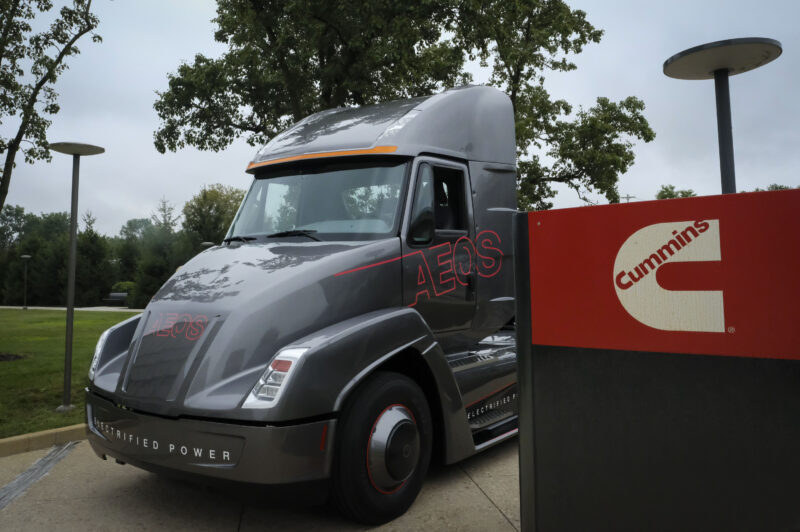 Cummins engine boss vows to offer customers “power of choice” article image