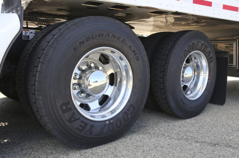 Goodyear launches new drive tire article image