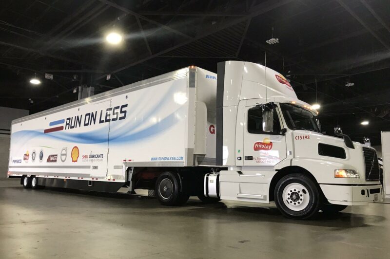 Run on Less trucks hit average of 10.1 mpg during 17-day demonstration article image