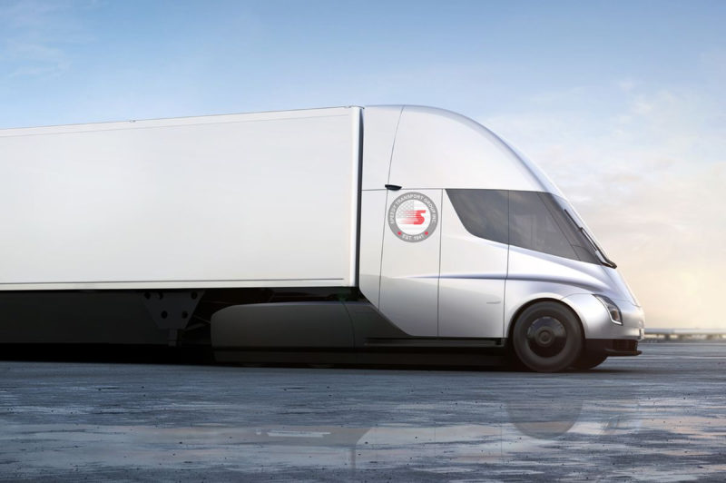 More Canadian fleets order Tesla Semis article image