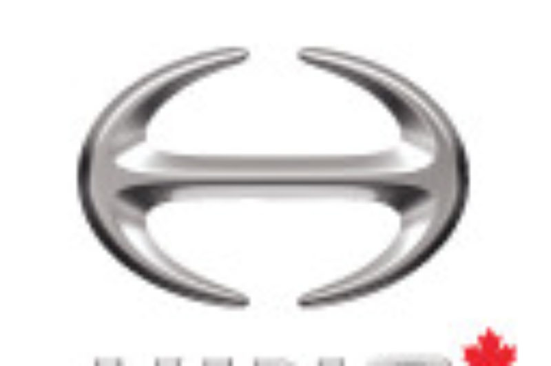 Hino enters the Class 8 market article image