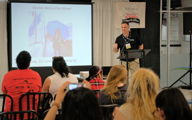 SaluteWomen2 alternate text for this image